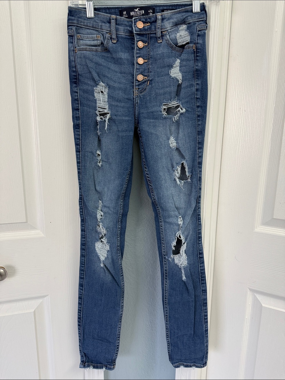 Hollister High-Rise Super Skinny Distressed Button-Fly Jeans size 0 regular